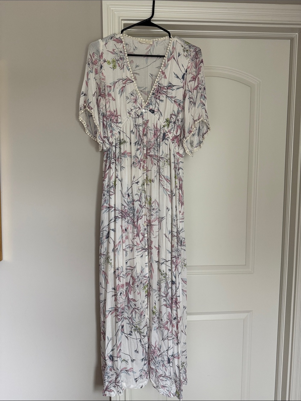 Lovestitch Maternity White Floral V-Neck Maxi Dress